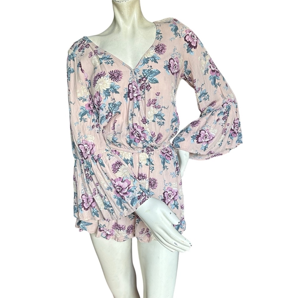 American Eagle Outfitter Floral Pink Coquette Long Bell Sleeve Romper Size Small